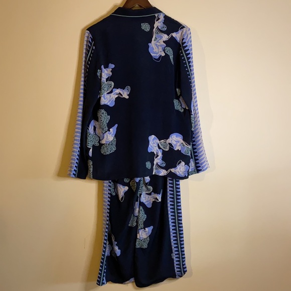 🔴 Storm & Marie | Two piece Suite - Picture 6 of 10